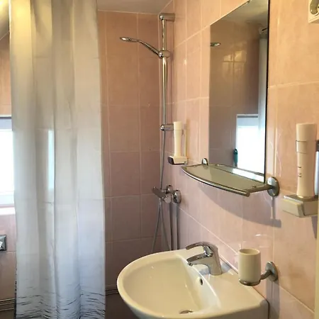 Rohu Kuelaliskorter Apartment *